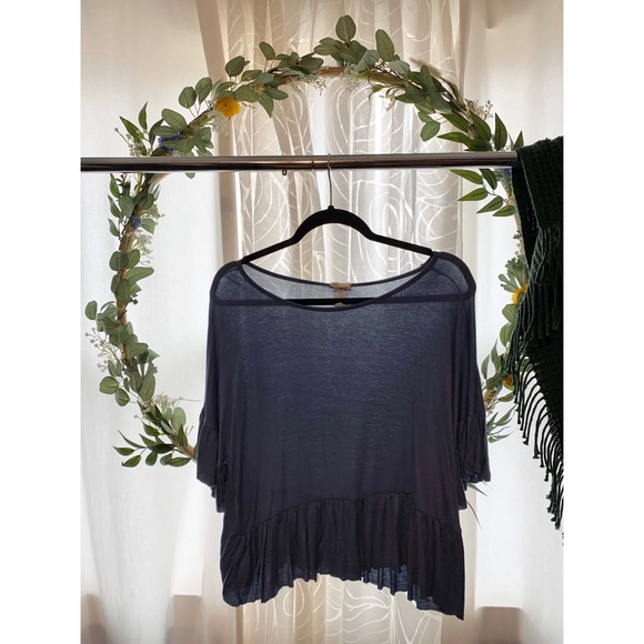 Blue, short sleeve top. - Picture 1 of 3